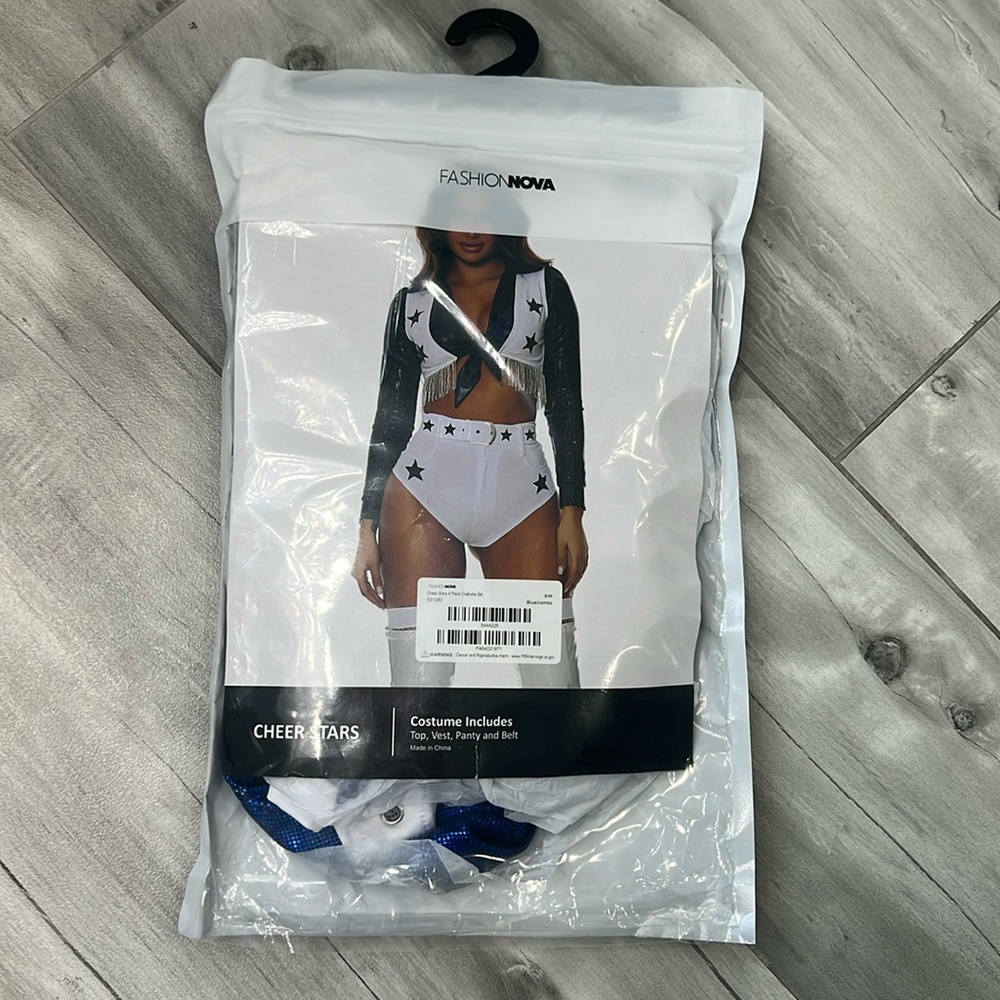 Fashion Nova Cheerleader costume